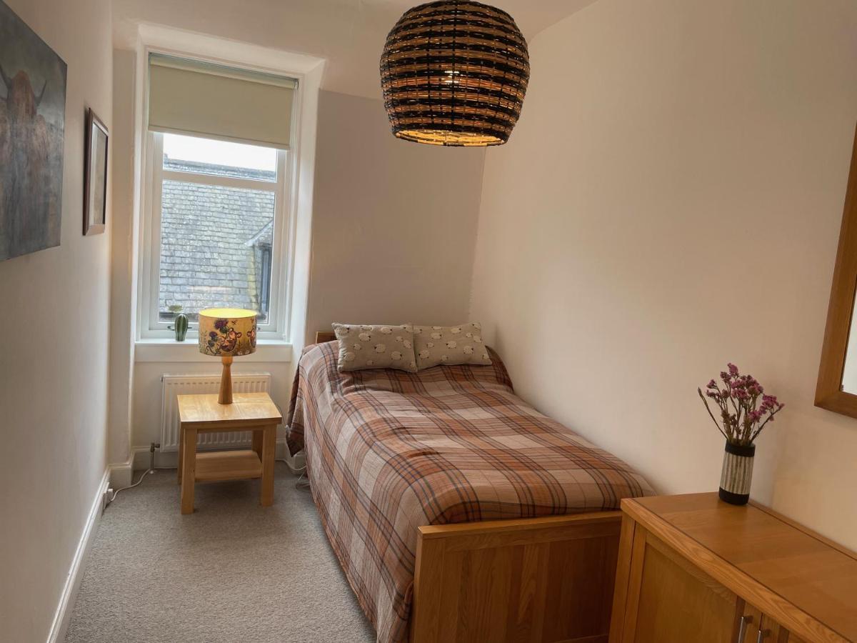 Glen Ness Apartment In Tranquil Area Of City Centre Inverness Extérieur photo